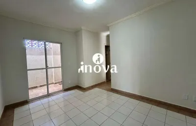 Apartamento com 2 quartos à venda no Olinda, Uberaba 