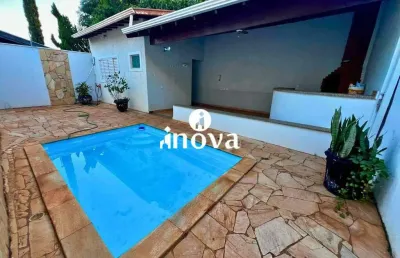Casa com 5 quartos à venda no Jardim São Bento, Uberaba 