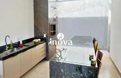 Casa com 3 quartos à venda no Olinda, Uberaba 