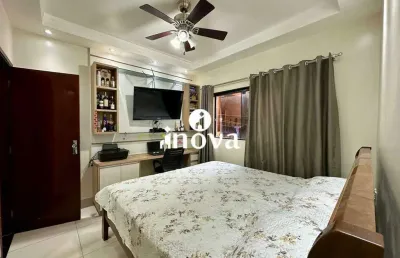 Casa com 4 quartos à venda no Jardim Espírito Santo, Uberaba 