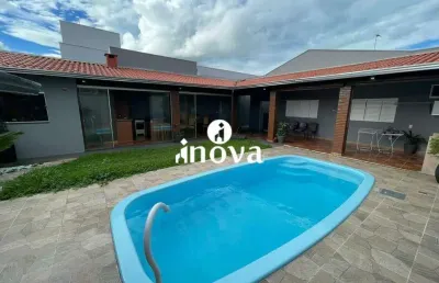 Casa com 3 quartos à venda no Jardim São Bento, Uberaba 