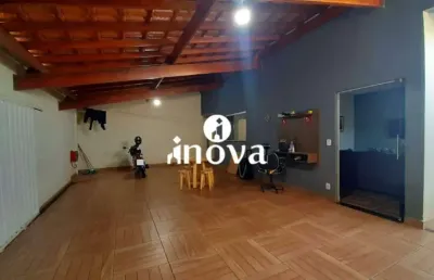 Casa à venda, 3 quartos, 1 suíte, 3 vagas, itália, jardim - uberaba/mg