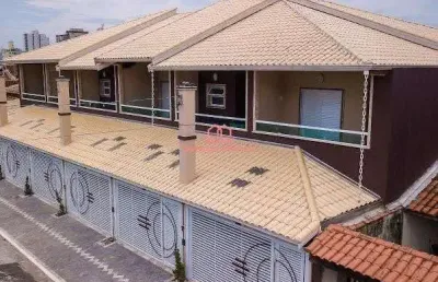 Casa com 2 quartos à venda na Rua Jurubaíba, 603, Vila Caiçara, Praia Grande