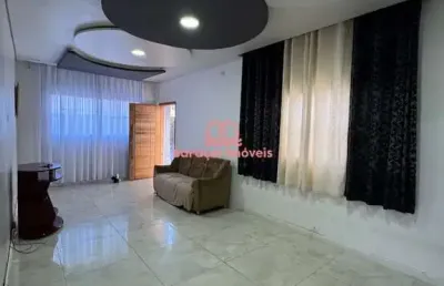Casa com 2 quartos para alugar com edícula em solemar, praia grande - sp