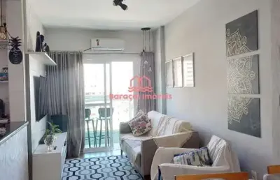 Apartamento de 02 dormitórios com suíte, planejados no canto do forte