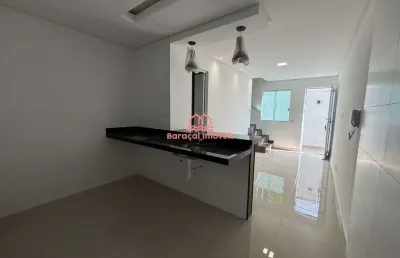 Sobrado em condomínio com 2 quartos 62m² - vila tupi - praia grande/sp