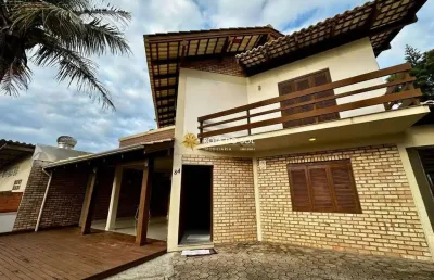Casa quadra mar 4 quartos à venda praia centro bombinhas sc