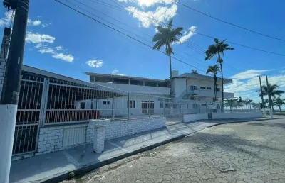 Incrível prédio empresarial para clínicas médicas ou laboratório com 1.450m2