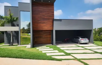 Sobrado de 1050m² localizado no residencial villagio ipanema ii.