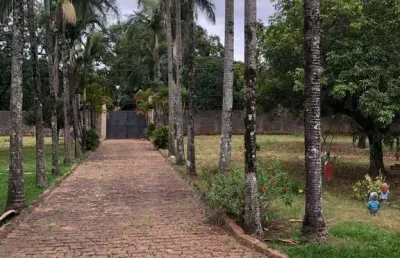 Excelente terreno de 2290m², localizado no centro de araçoiaba da serra!