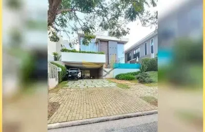 Luxuosa casa em alphaville burle marx com 390m² e acabamentos de alto padrão