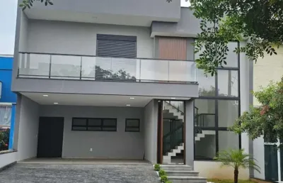 Casa de alto padrão no condomínio golden park ? 225m², 3 suítes, piscina e área gourmet