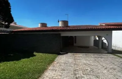 Casa luxuosa no condomínio village d'avignon - 620 m² de terreno e 320 m² de construção