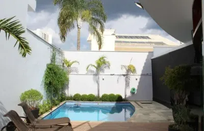 Ótima casa à venda em condomínio à poucos metros do shopping iguatemi sorocaba