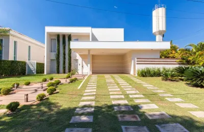 Lindo sobrado no condomínio vale do lago residencial com 460m².
