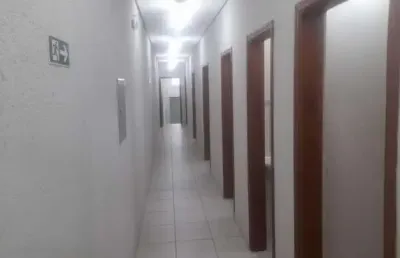 Ótimo prédio comercial para clinica, escritórios, lojas.