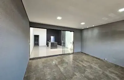 Oportunidade! casa com arquitetura moderna, toda em porcelanato, com 4 pontos de ar condicionado