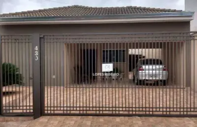 Casa com 3 dormitórios à venda, 188 m² por r$ 550.000,00 - centro - cosmorama/sp