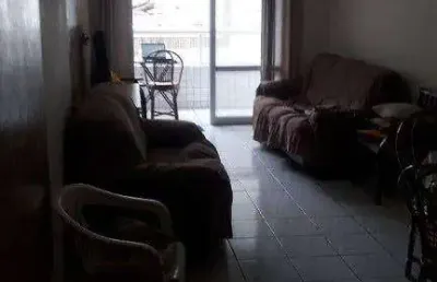Apartamento com 2 dormitórios 1 suíte - pé na areiaà venda por r$ 405.000 - ocian - praia grande/sp