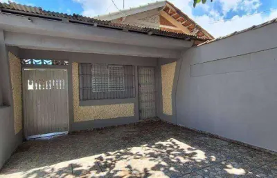 Casa térrea, geminada com 1 dormitório, 2 vagas de garagem, à venda, 65 m² por r$ 371.000 - vila assunção - praia grande/sp