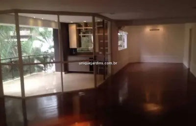 Itaim bibi: 3 dorm | 2 suítes | 4 vagas | 250 m² úteis