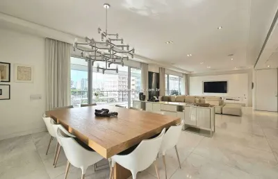 Apartamento com 4 quartos à venda na Avenida Açocê, 562, Moema, São Paulo
