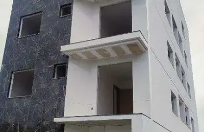 Excelente apartamento com cobertura em ótima localização no bairro piratininga