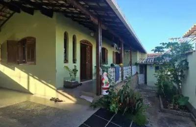 Casa com entrada independente com 03 quartos sendo 01 com suite no valor de 750.000 bairro sinimbu