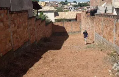 Lote a venda bairro lagoinha leblon 192,50 m2 valor: r$230.000,00