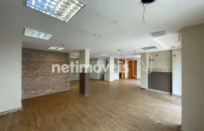 Ponto comercial com 4 salas para alugar na Rua Doutor Oswaldo Ribeiro, 198, Ondina, Salvador