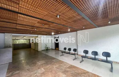 Prédio com 65 salas para alugar na Avenida Presidente Castelo Branco, Nazaré, Salvador