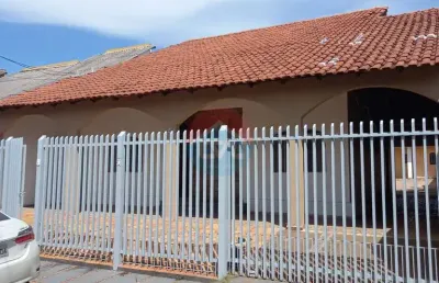 Casa com 3 quartos à venda na Rua Quatro, 04, Morada do Ouro, Cuiabá