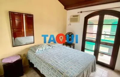 Casa à venda à 900 metros da praia, peró, cabo frio - rj
