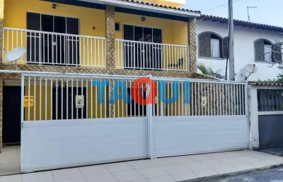 Casa independente no bairro vila nova, reformada à 100 metros da praia do forte.