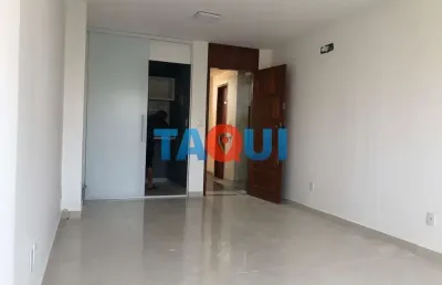 Sala comercial à venda próximo ao centro, passagem, cabo frio - rj