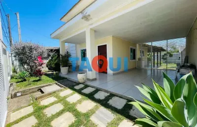 Casa duplex independente à venda, condomínio dos pássaros, cabo frio - rj