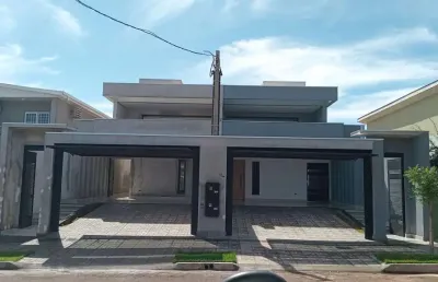 Casa com 3 quartos à venda na Rua Edu Chaves, 116, Dom Pedro, Londrina