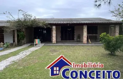 C739 - linda residência com 3 dormitórios no balneário presidente