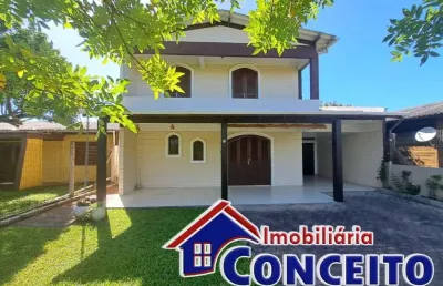C845 - excelente residência a 450 metros do mar no balneário mariluz