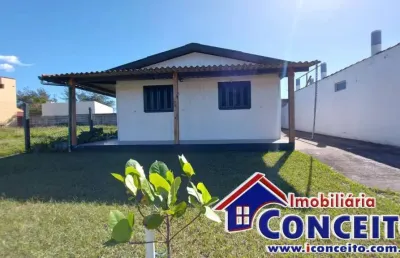 C22 - residência com 3 dormitórios a 100 metros do mar em mariluz