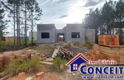 G1042 - ótimos geminados em construção no centro de imbé