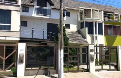 Dt1022 - excelente triplex com 04 dormitórios a 25 metros do mar
