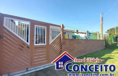 C87 - lindo imóvel com piscina a 450 metros do mar localizado em mariluz
