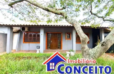 C201 - excelente residência em ótima localização no centro de imbé