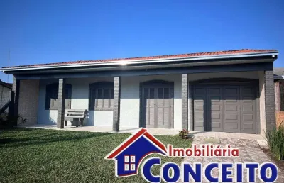 C297 - linda residência em ótima localização no balneário albatroz