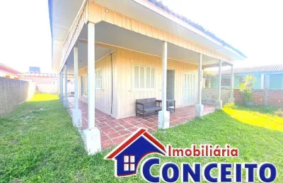 C476 - residência mista composta de 04 dormitórios a 100 metros do mar