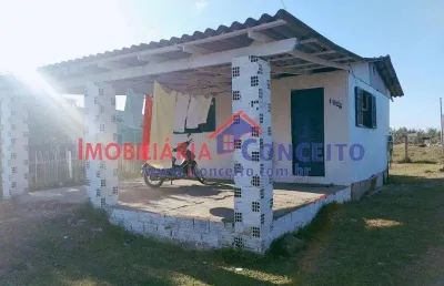 C56 - ótima residência situada em região de moradia