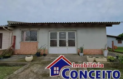 C302 - ótimo imóvel com anexo a 300 metro do mar em mariluz