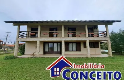 C02 - excelente residência a 70 metros do mar em mariluz