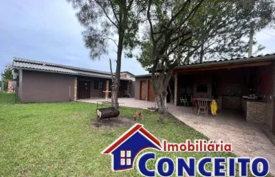 C280 - linda residência com 04 dormitórios localizada no balneário mariluz